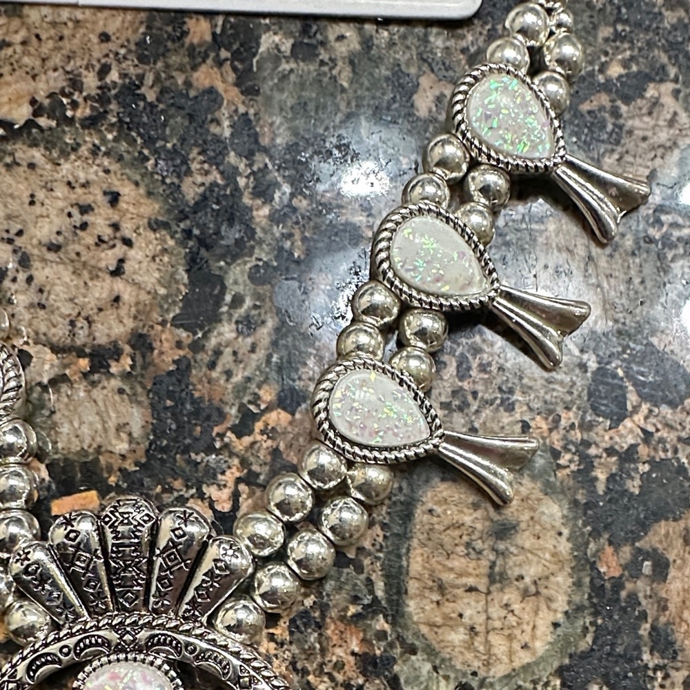 Boho Silver Tone Opal Look Necklace and Earrings Costume Jewelry Silver & White - Picture 4 of 11